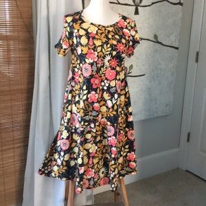 🦄 UNICORN ALERT!  LuLaRoe Carly XS NWT!!